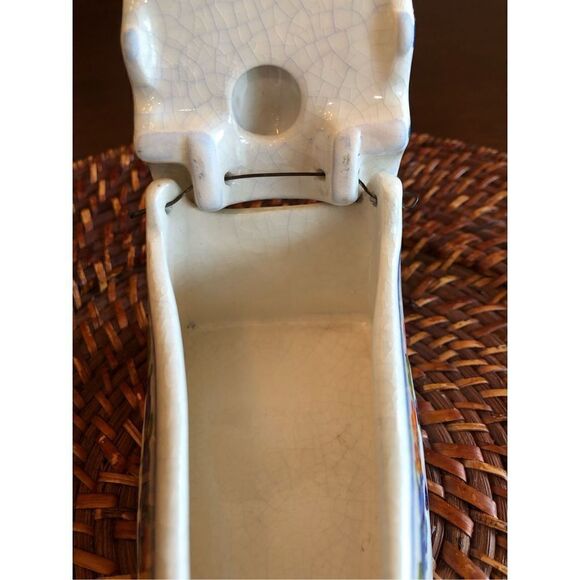 VINTAGE - 🎉HP🎉 Unique Decorative Porcelain Jewelry/Trinket BoxFrench Country - Picture 6 of 16